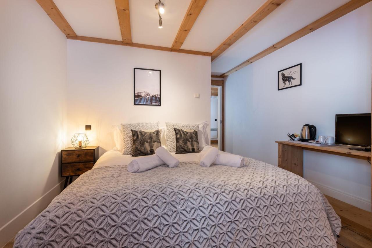Yeti Lodge Rooms 阿让蒂耶尔 外观 照片